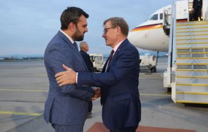 външните министри българия германия обсъдиха сътрудничеството отбраната сигурността