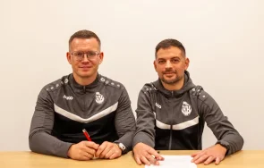 бивш халф левски стана треньор исландия