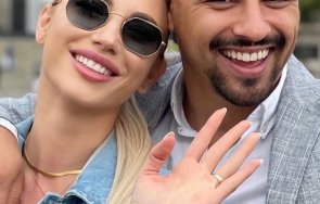 малкото коте божинов стана майка втори път снимка