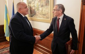 борисов проведе важна среща посланика канада румъния акредитиран българия снимки