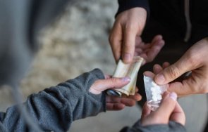 английски съдия бум млади наркодилъри българия острова