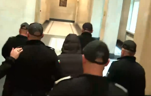 линейка откара болница задържания убийството мол прилоша съда