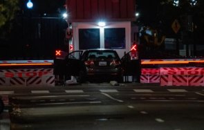 шофьор вряза охранителната бариера белия дом видео