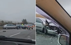 страшно меле тракия верижна катастрофа блокира движението