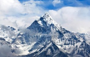 тибет спря достъпа китайската страна еверест