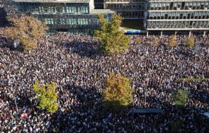 десетки почетоха паметта загиналите гарата сад