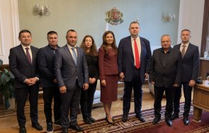 последните минути делян пеевски прие кмета община крушари