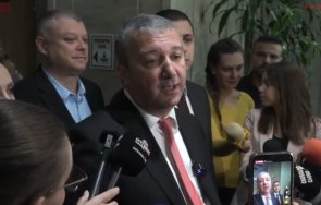 извънредно пик бсп скочи работодателите заради бюджета драгомир стойнев защити вдигането здравната осигуровка максималния осигурителен доход започваме