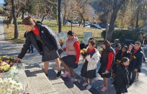 стотици ученици включват поход посветен 140 сръбско българската война