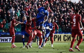 цска победи левски съдията спести червени картони