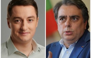 мирише бой поне женски писък божанков