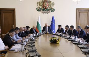 правителството засилва мерките санкциите търговците спекуланти