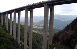 драма младеж самоуби скок моста клисура