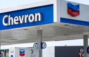 американският петролен гигант шеврон проучва опции купуване активи лукойл