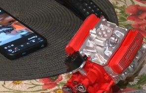 ИЗМАМА В НЕТА: Семейство поръчва двигател онлайн, но вместо това получават детска играчка