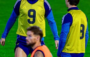 уникален гол роналдо къса мрежи гони кота 1000