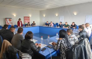 атанас зафиров ямбол даваме път младите настоящето тяхно