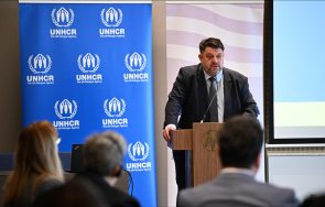 атанас зафиров правителството отчита значителен напредък решаването проблема липсата лични документи сред уязвимите общности снимки