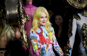 почина модната дизайнерка пам хог