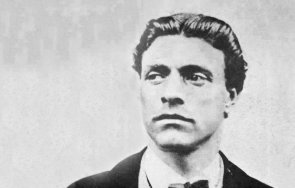 откриха паметник васил левски италия