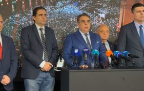 падение лидерите ппдб замазват скандала безредиците плащат властта вот недоверие ген атанасов радев тясно президентството реши прави