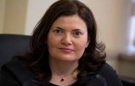 кабинетът желязков взе главата малина крумова