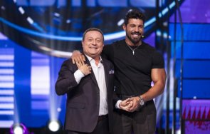 фики стораро впуска пееш лъжеш