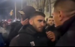 задължително 0800 часа ——— събраха сина бобоков гавазинът гриша ганчев цъфна иво мирчев протеста видео снимки