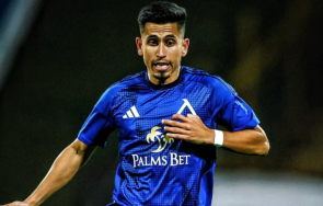 левски защити асен митков атаките социалната мрежа