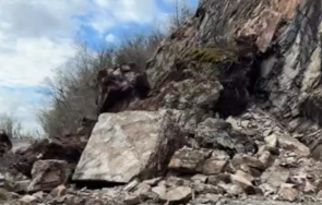 огромно свлачище затвори прохода троян кърнаре