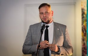 заместник министър петър младенов доброволчеството една силните форми гражданска солидарност