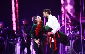 софи маринова похвали златни подаръци снимка