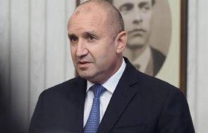 консултациите президента продължават