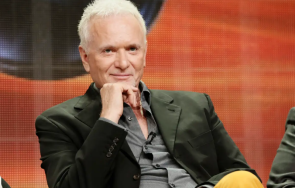 почина актьорът антъни гиъри