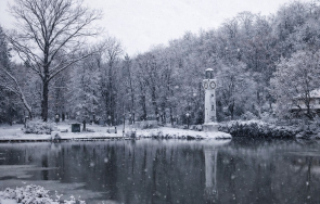 спасиха мъж паднал леденото езеро парк кайлъка плевен