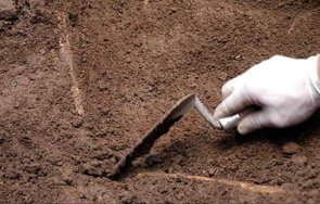 откриха тленни останки косово човек изчезнал време войната 1998