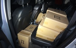 ченгета хванаха младеж кола натъпкана флакони райски газ