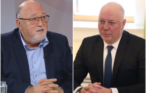 александър йорданов кабинетът желязков толкова добре управлява оставка самолетът лети нормално отиват добрите дни протестърите пилоти