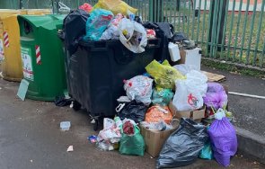 миризливи празници подаръци всички сърце софия тъне боклуци мизерия коледа снимки