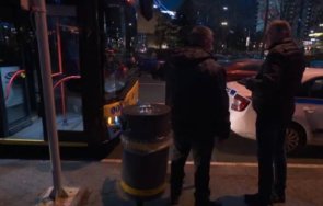 тролейбус катастрофира лек автомобил моста влюбените софия