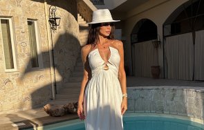 алекс богданска пак лягала скалпела