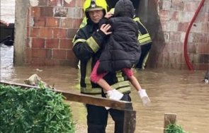 порои предизвикаха наводнения обявено бедствено положение части косово снимки