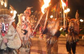 сурва януари нощес посрещат новата година пернишко