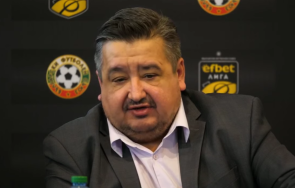 пари вземат отборите солидарни плащания