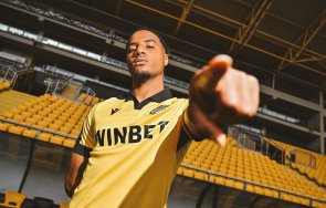 футболът разтресе скандал левски опитва измъкне око флекс ботев пловдив сезира бфс