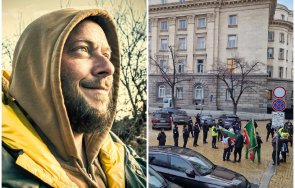 руската дивизия възраждане величие меч ппдб синхрон подкрепа своя лидер румен радев разрушаване българия мисирките начело звездите лора генка мира