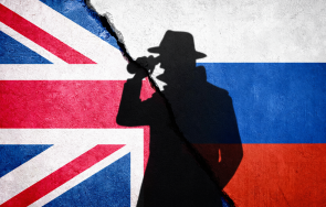 русия експулсира британски дипломат обвинен шпионаж