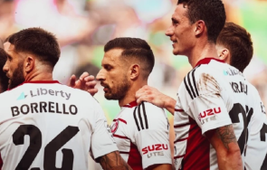 божидар краев цял мач жълт картон победа сидни уондърърс