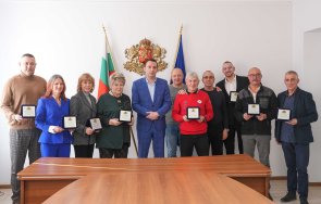 министър пешев награди медалистите международни мастърс форуми