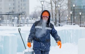 внимание опасно време рисковите професии работа студ